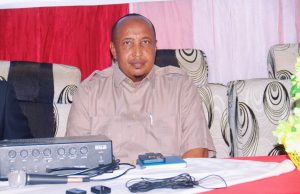 Wasiir ku xigeenka Wasaaradda Gaadiidka iyo Duulista Hawada Jubbaland oo kulan laqatay bulshada Degmada dhobley