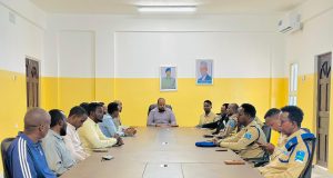 Shir Lagu Xoojinayo Iskaashiga Amniga iyo Bulshada oo Ka Qabsoomay Kismaayo”