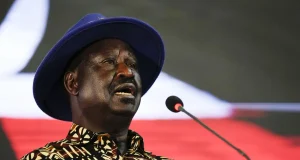 DEG DEG: Raila Odinga oo ku geeriyooday dalka Hindiya