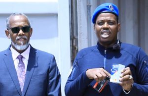 Booliiska Soomaaliya oo Dekadda Muqdisho ku qabtay Maandooriye halis ku ahaa bulshada Soomaaliyeed