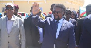 Madaxweynaha Koonfur Galbeed oo la sheegay inuu ka hor istaagay wafdigii xildhibaanada ahaa inay u safraan Baydhabo