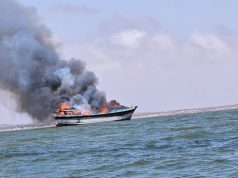 Doon ganacsi oo laga leeyahay India oo ku gubtay Xeebaha Soomaaliya