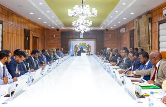 Golaha Wasiirrada oo Ansixiyey Darajooyinka Degmooyinka Gobolka Banaadir iyo Shuruuc Muhiim ah oo Qaranka Saameynaya