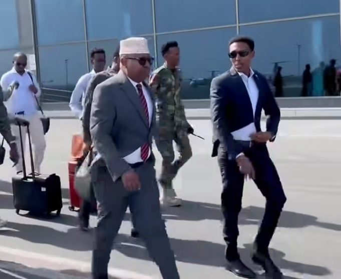 Wafdi ka socda DFS oo u safray dalka Masar Wafdi ka socda DFS oo u safray dalka Masar