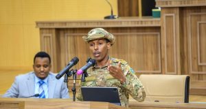Jeneraal Odowaa oo daaha ka qaaday Khasaare culus oo ciidamada dowladda kasoo gaaray dagaalka Al-Shabaab