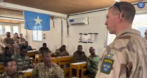 Sweden oo ciidamo kooban usoo dirtay Soomaaliya si ay u caawiyaan ciidanka xoogga dalka