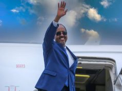 Madaxweyne Xasan Sheekh Maxamuud iyo wafdi uu hoggaaminaayo oo u ambabaxay dalka Algeria Madaxweyne Xasan Sheekh Maxamuud iyo wafdi uu hoggaaminaayo oo u ambabaxay dalka Algeria