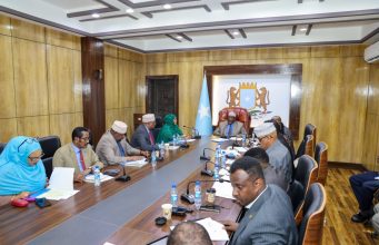 Maxaa looga hadlay kulanka guddiga joogtada ee Golaha Shacabka?