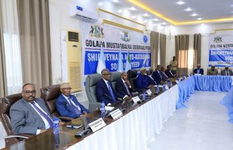 Mucaaradka oo isku fahmi la’ Shirka uga socda Kismaayo ee galay maalintii 3aad