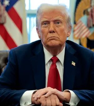 Maamulka Trump oo Beegsanaya Dadka Kasoo Jeeda “Dunida Saddexaad” oo Soomaalidu Safka Hore Kaga Jirto