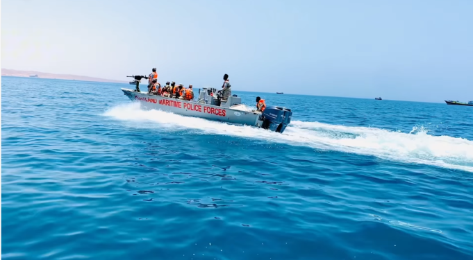 Ciidamada ammaanka DG Puntland oo baaraya Doon ay ku qabteen Budooyinka qaraxyada & Dad la socday