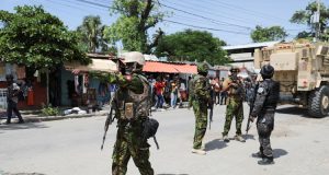 Kenya oo xirtay Dad Soomaali ay ku jiraan oo lagu helay samaynta Dukumiintiyo Been abuur ah