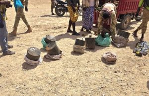 Ciidamada amaanka oo gacanta ku dhigay qaraxyo culus oo loo soo waday Muqdisho Ciidamada amaanka oo gacanta ku dhigay qaraxyo culus oo loo soo waday Muqdisho