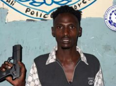 Booliiska gobolka Banaadir oo gacanta kusoo dhigay askari ku eedeysan dilka Wiil safar u ahaa dalka Mareykanka