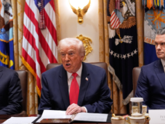 Trump oo Hadallo Ceebayn iyo Cunsurinimo ah u Jeediyay Soomaalida ku Nool Maraykanka