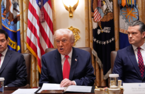 Trump oo Hadallo Ceebayn iyo Cunsurinimo ah u Jeediyay Soomaalida ku Nool Maraykanka