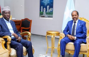 Madaxweyne Xasan Sheekh oo kulan siyaasadeed kula yeeshay Muqdisho Madaxweynihii hore Shariif Sheekh Axmed