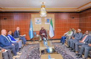 Madaxweynaha Dowladda Jubaland, oo Xarunta Madaxtooyada ku qaabilay Ku-xigeenka Ergayga Gaarka ah ee Qaramada Midoobay+Sawirro