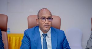 Jaamacadda Ummadda Soomaaliyeed oo Ka Digtay Burburin lagu haayo Dhulkeeda ku yaala Degmada Hodan