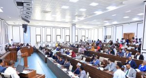 Baarlamaanka Soomaaliya oo lagu wado in uu u codeeyo Dastuurka KMG ah ee Dalka