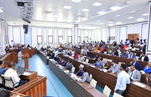 Baarlamaanka Soomaaliya oo lagu wado in uu u codeeyo Dastuurka KMG ah ee Dalka