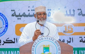 Axmed Madowe oo xubnaha Xildhibaanada ee Bfs ee jubaland ku casuumay shir aayo ka tashi ah,