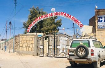 Masuuliyiin ka Tirsan Dowladda Hoose ee Burco oo Musuqmaasuq Loo Xiray