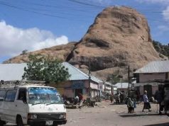 Xiisad u dhaxaysa Madaxda sare ee Dowlad-Goboleedka Koofur Galbeed iyo Maamulka Degmadaas oo ka taagan Degmada Buurhakaba ee Gobolka Baay