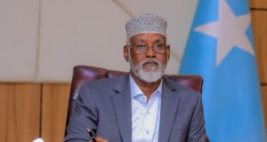 Jubbaland oo ka hadashay go’aan lagu celiyay diyaarad ay la socdeen ciidamada ilaalada madaxweyne Axmed Madoobe