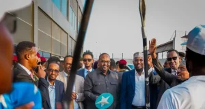 Sidee Madaxweynaha Puntland loogu soo dhaweeyay Muqdisho