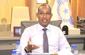 Dowladda Soomaaliya oo shaqo joojin ku sameysay qaar kamid ah diyaaradaha ka howlgalla dalka