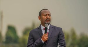 Raysal wasaaraha Itoobiya oo ku dhawaaqay diyaar garow miltari oo ka dhan ah burcad badeedda iyo argigixisada