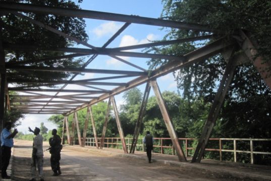 Maamulka Awdheegle oo uga digay Dowladda Federaalka la wareegidda Kastamka Afgooye