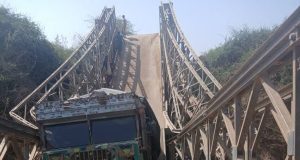 Buundada Sabiid & Caanoole oo la duntay Gaari Xamuul ah