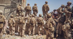 Maraykanka oo la sheegay in uu ciidankiisa kala baxay Dalalka Khaliijka