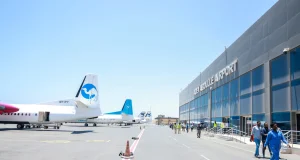 Diyaarad sidday xildhibaanno ka tirsan BF oo dib looga soo celiyay Garoowe