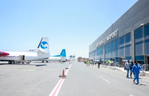 Diyaarad sidday xildhibaanno ka tirsan BF oo dib looga soo celiyay Garoowe