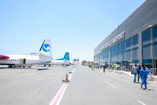 Diyaarad sidday xildhibaanno ka tirsan BF oo dib looga soo celiyay Garoowe