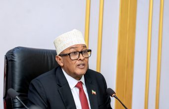 Cirro oo lagu wado in uu isku shaandhayn xilka uga tuuro qaar kamid ah Wasiirradiisa