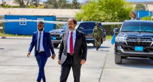 Madaxweynaha JFS oo u safray Tanzania si uu uga qaybgalo shir madaxeedka EAC