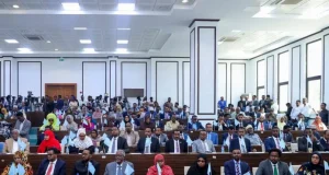 Baarlamanka 11-aad ee Soomaaliya oo waxaa maanta si rasmi ah uga soo idlaaday muddo-xileedkii afarta sano ee la doortay