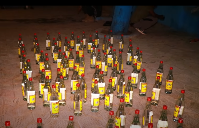 Ciidamada Ammaanka DFS oo Degmada Kaaraan ku qabtay Kartoomo Khamri ah