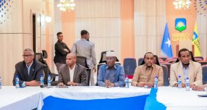 Mucaaradka iyo Odayaasha Dhaqanka oo Kulan Wada Tashi ah ku Yeeshay Muqdisho