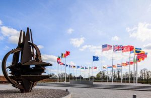 Dalalka Yurub ma badbaadin karaan sii jiritaanka NATO haddii uu Maraykanka ka baxo?