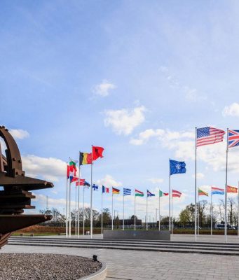 Dalalka Yurub ma badbaadin karaan sii jiritaanka NATO haddii uu Maraykanka ka baxo?