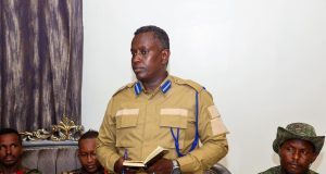 Saraakiisha Ciidamada Federaalka oo kulan ka yeeshay Adkaynta Amniga Baydhabo