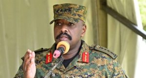 Taliyaha Ciidanka Uganda oo Turkiga u jeediyay dalab lacageed ama ciidankiisu kala bixi doono Soomaaliya