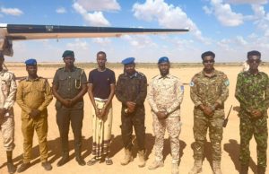 Booliska Soomaaliya oo maamulka Waqooyi Bari ku wareejiyay nin dil ka geystay gobolka Sool oo muddo baxsad ahaa