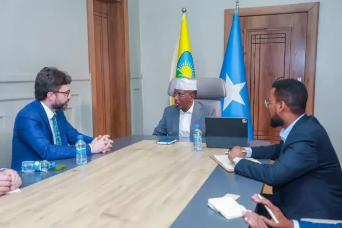kulan xasaasi ah oo u socda safiirka Turkiga iyo mucaaradka DF