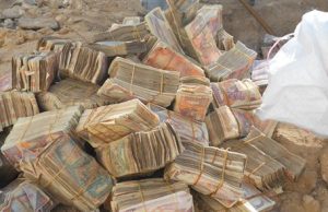 Ganacsatada Baydhabo oo lagu amray in la isticmaalo Lacagta Shillin Soomaaliga ah